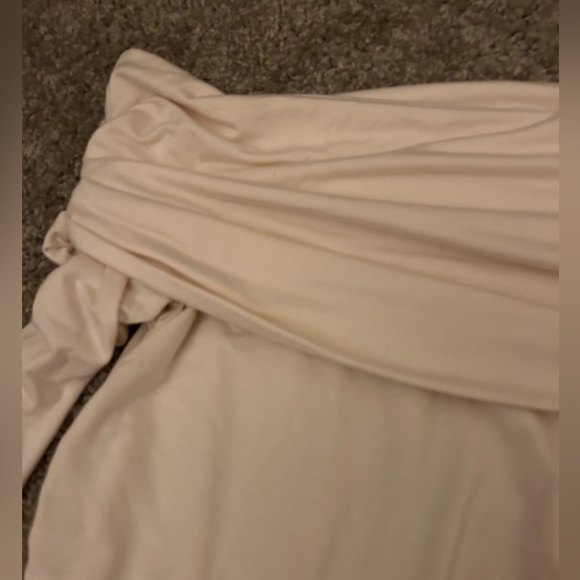 Reformation Florentina Cream Off the Shoulder Top - Picture 5 of 6